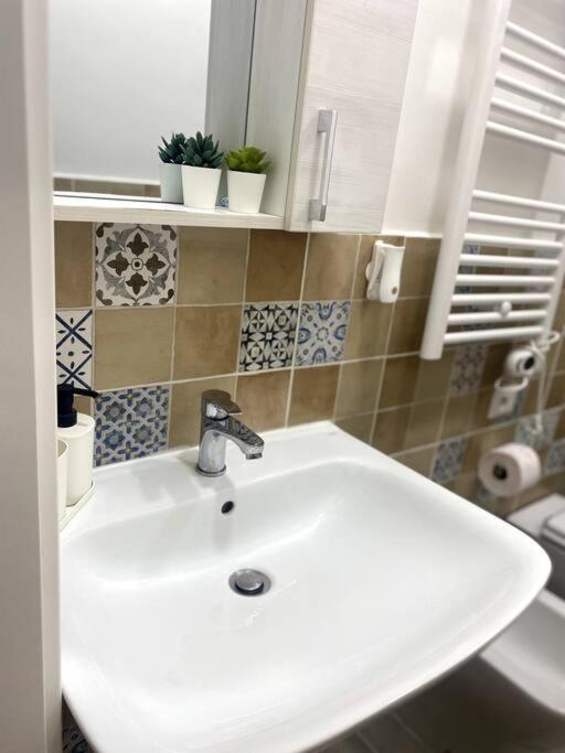 Centrale Cozy Aparment Free Wifi Apartamento Milán